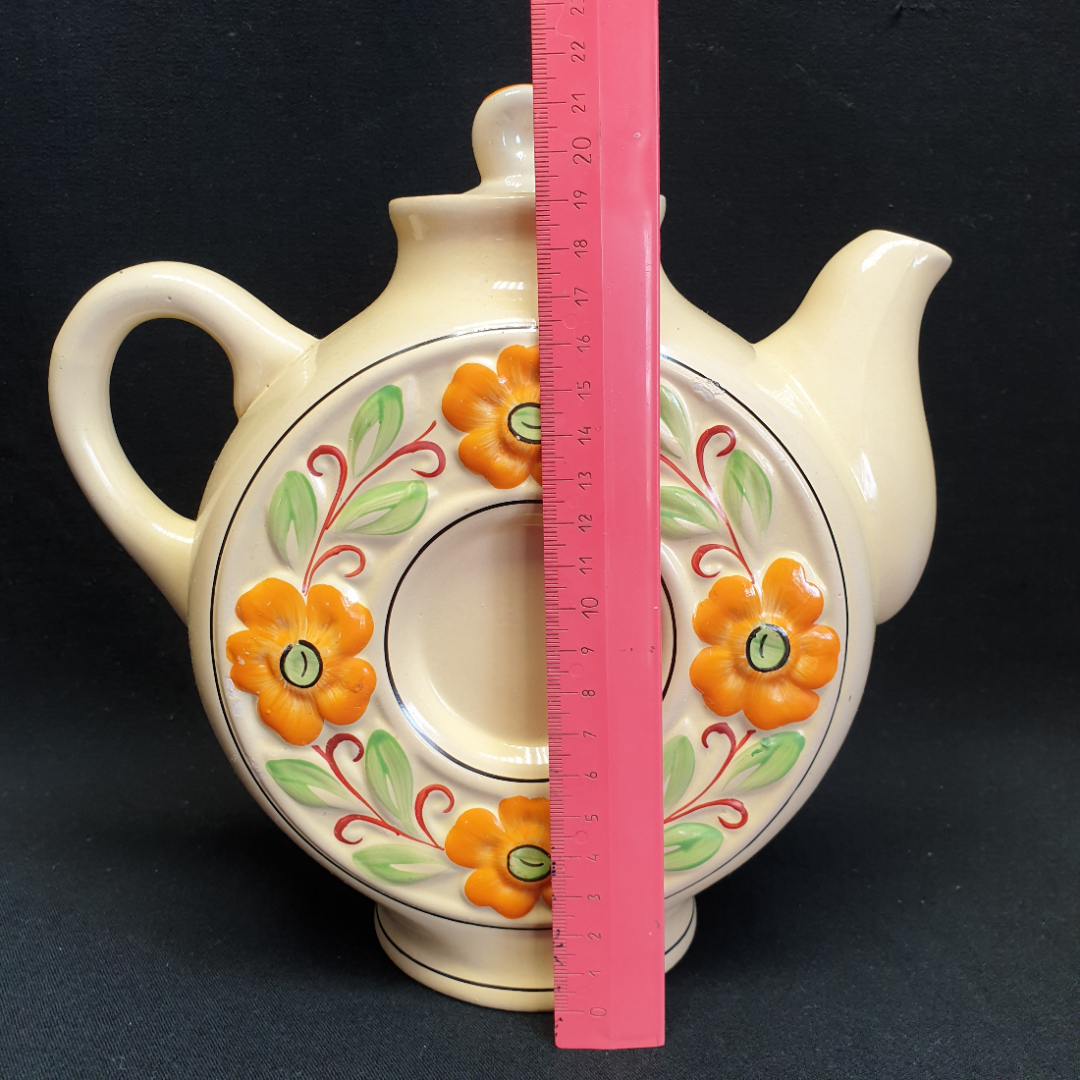 Чайник керамический с цветочным орнаментом  . Картинка 4